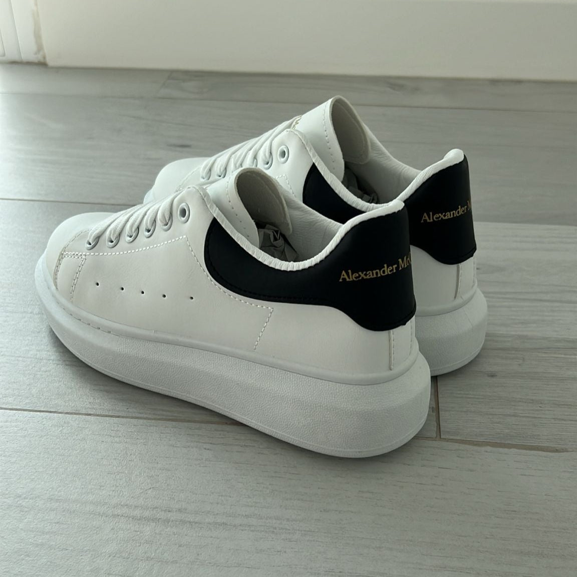 Alexander McQueen Unisex calidad premium