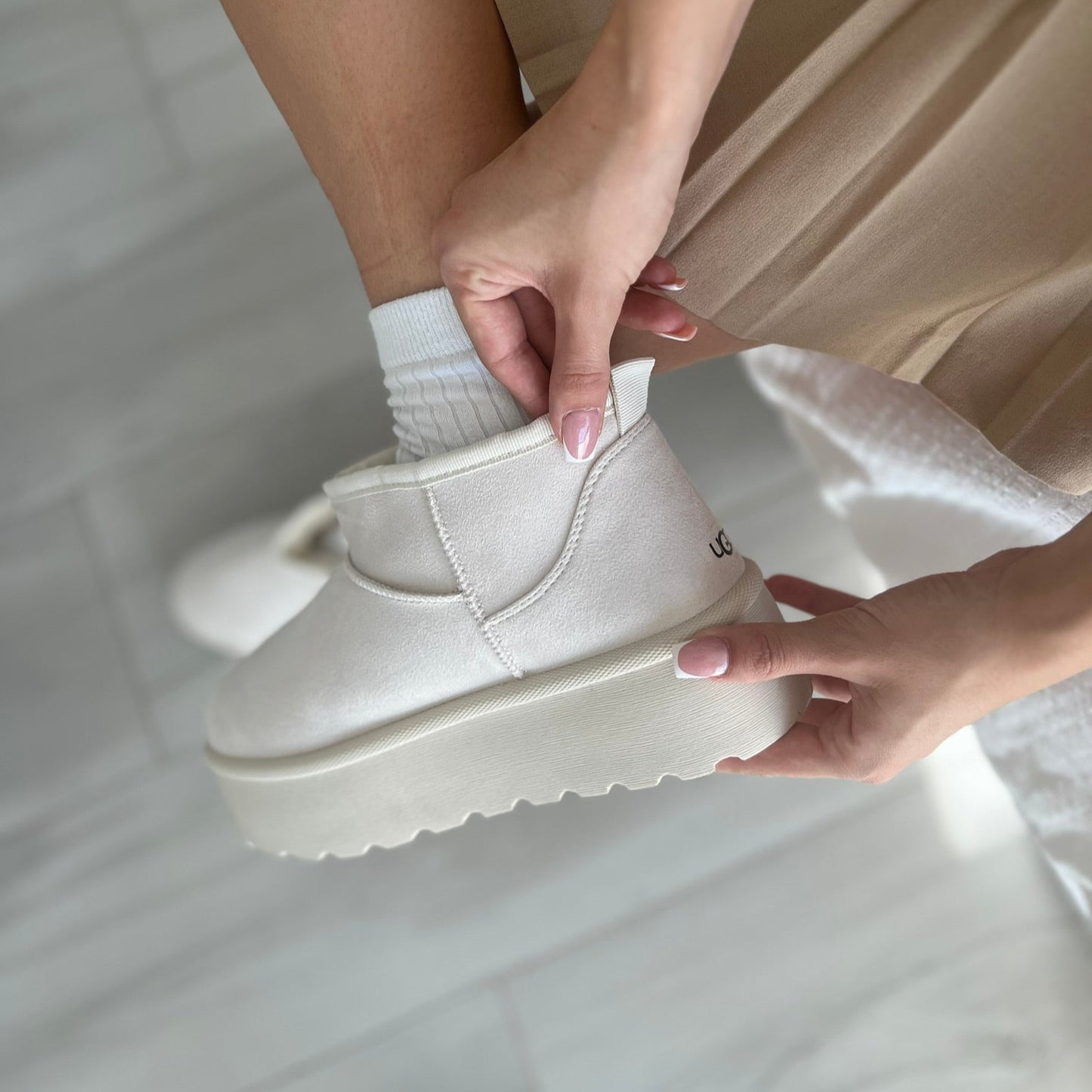 Botas tendencia con pelo interior UGG (Varios colores)