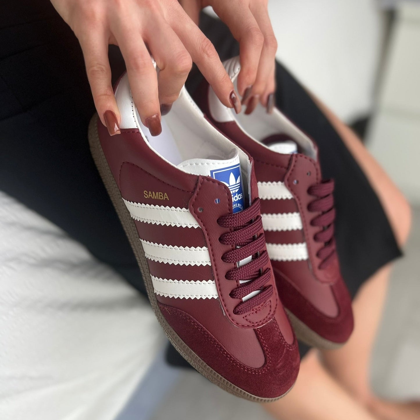 Zapatillas A. Samba Granate tendencia 2025