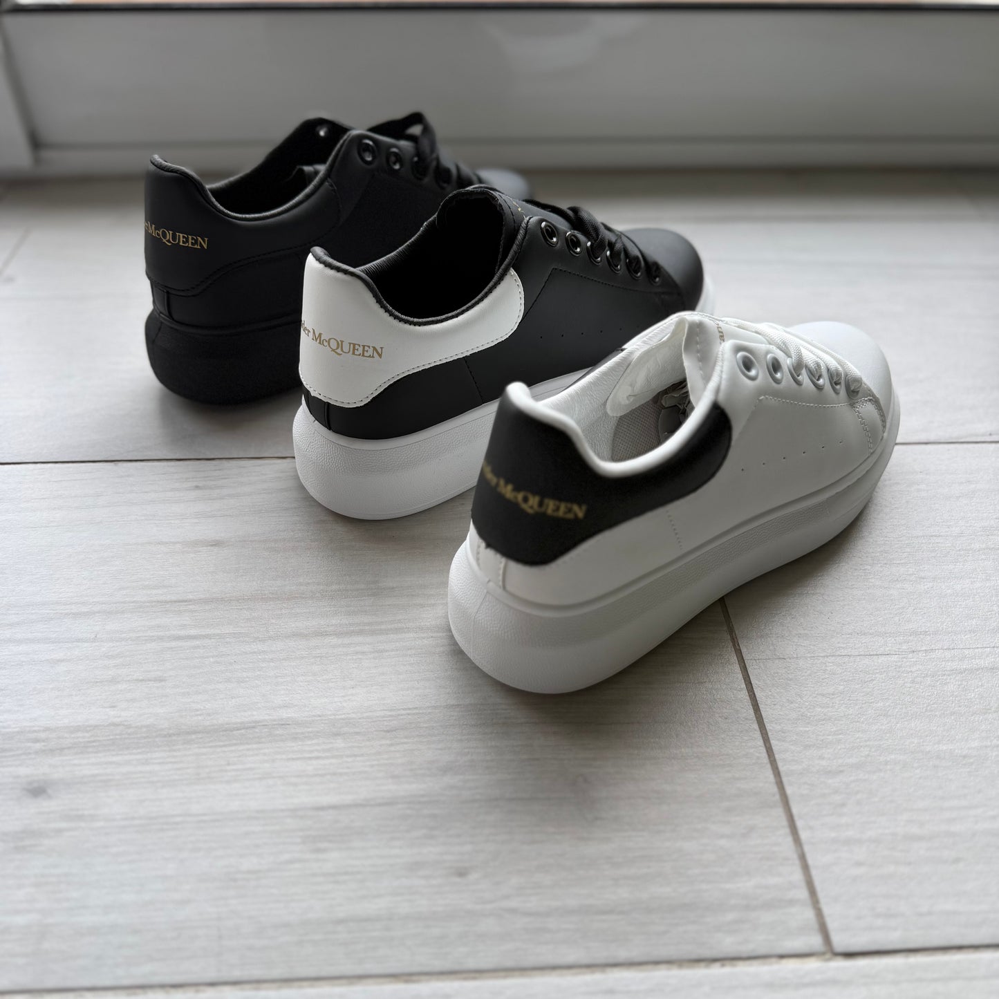 Alexander McQueen Unisex calidad premium (varios colores)