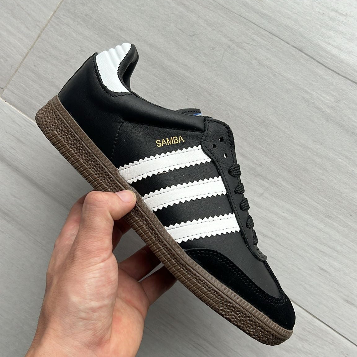 Zapatillas A. Samba premium clásicas (Varios colores)
