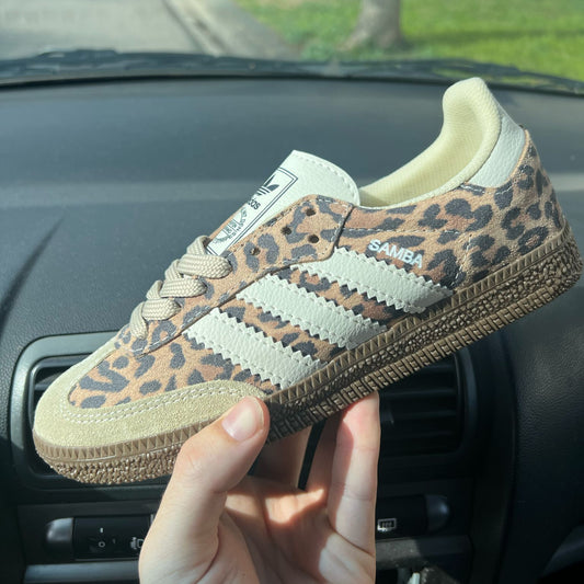Zapatillas A. Samba Tigre (Novedad)